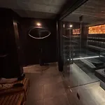 Villa Black Pohorje - Luxury Retreat Hočko Pohorje